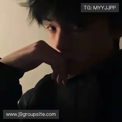 屈俪